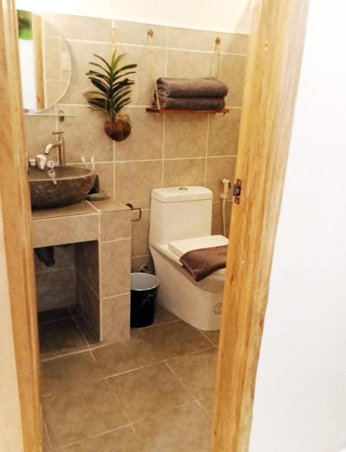 Hutch House Hotel 3*