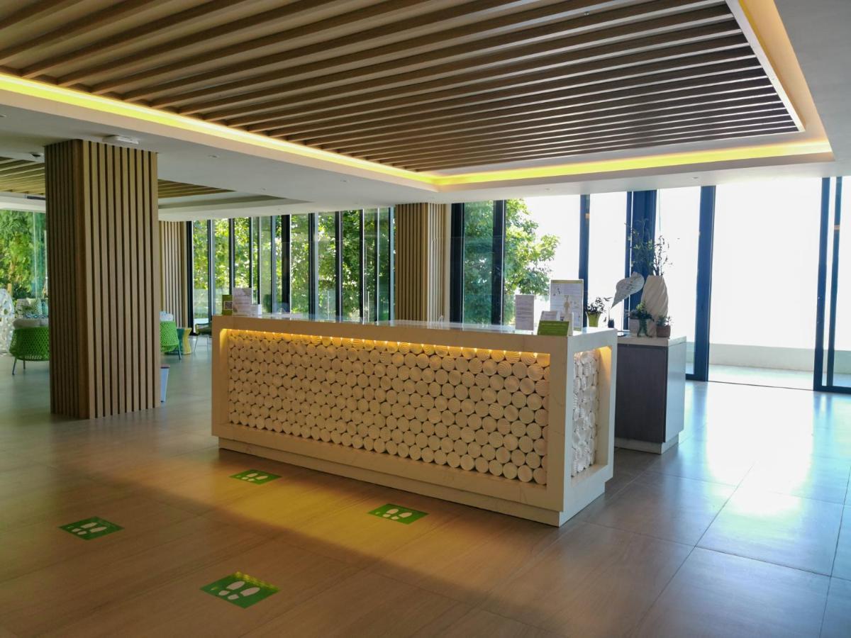 Hotel Lime *