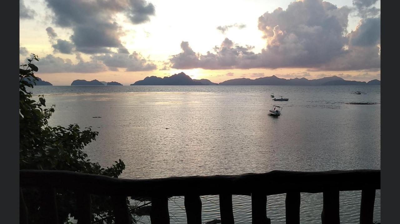 Guest house Hut Sunset Island View El Nido