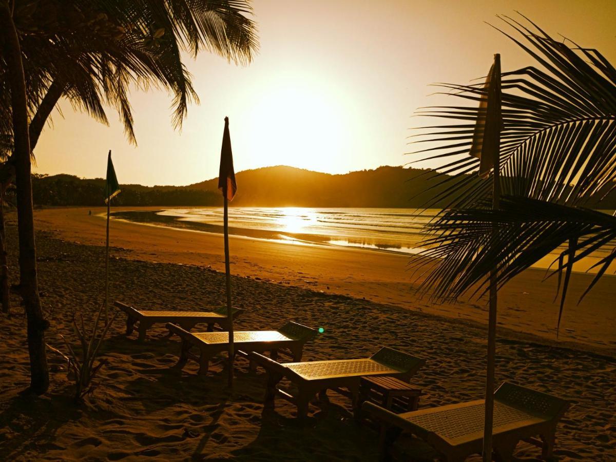Zhaya's & Inn El Nido
