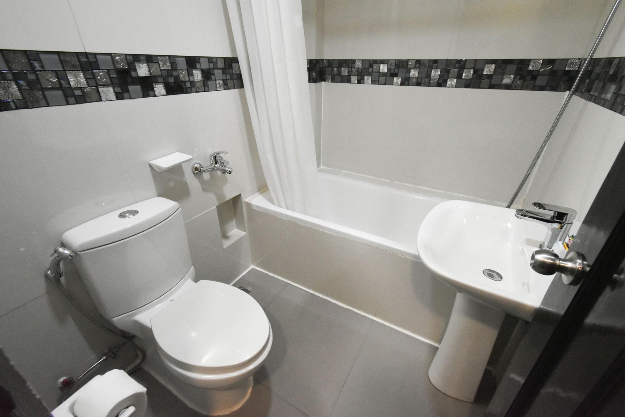 Swiftlets Hotel 2*