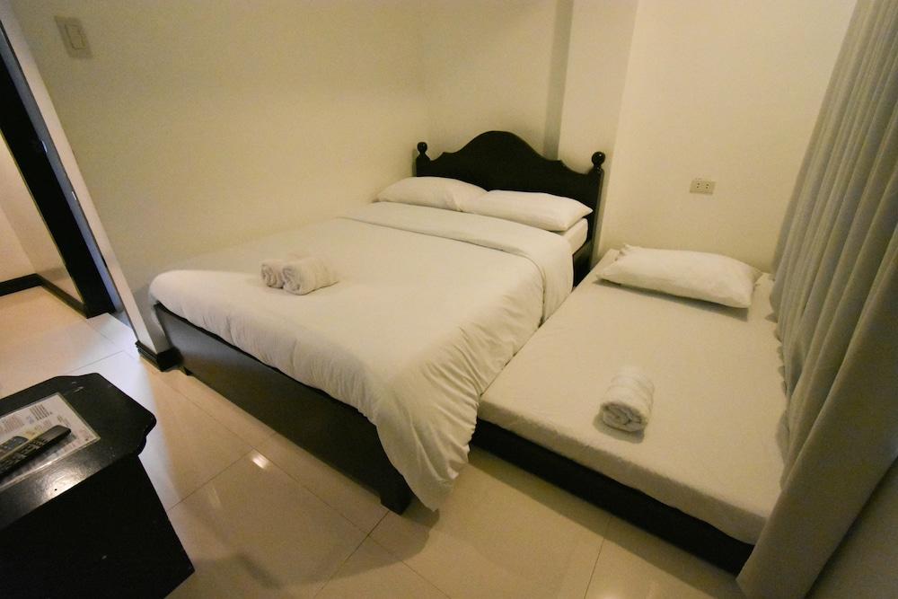 Hotel Swiftlets 2*