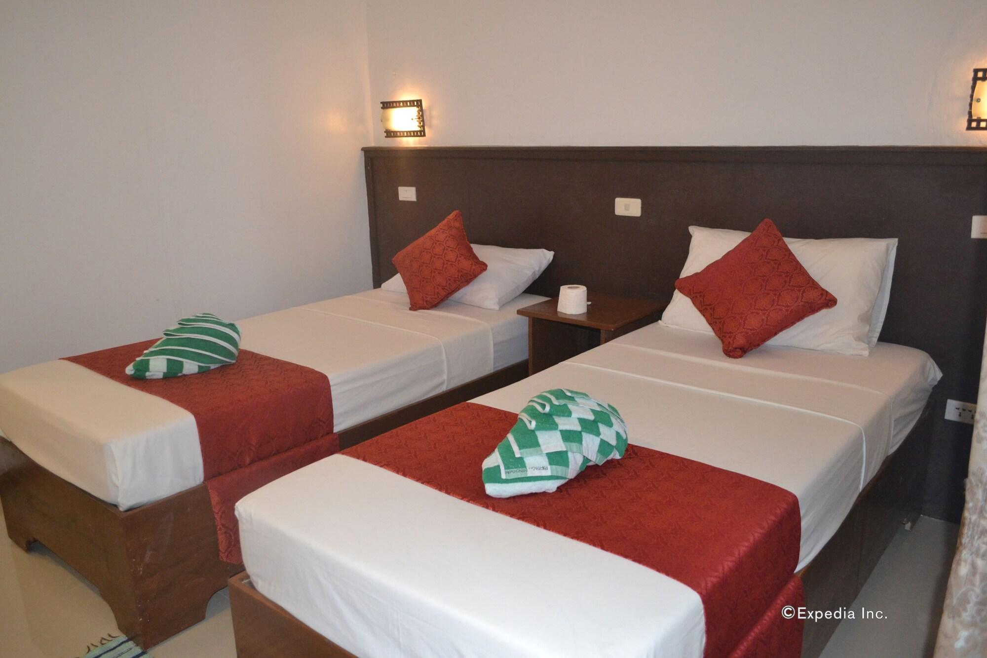 Orange Pearl Beach El Nido