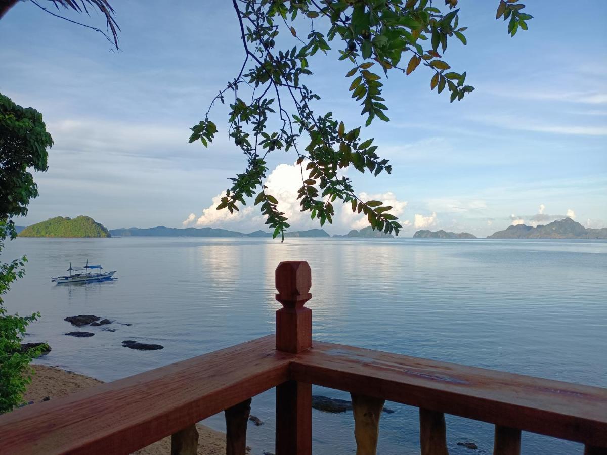 Hut Sunset Island View Guest house