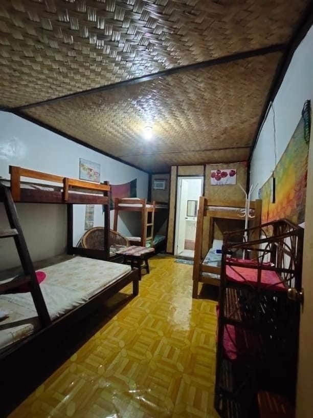 Sun Valley Guest house El Nido