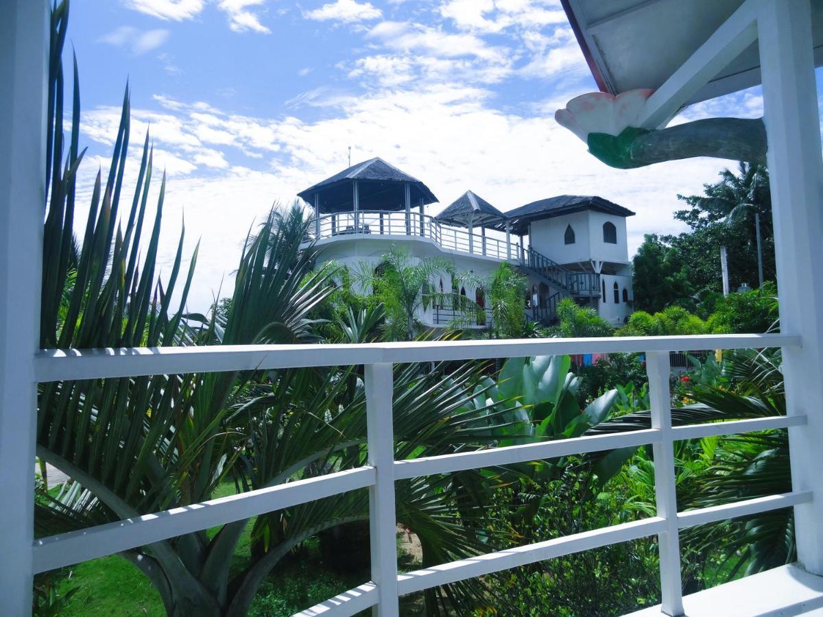 Hotel Mg Chateau El Nido