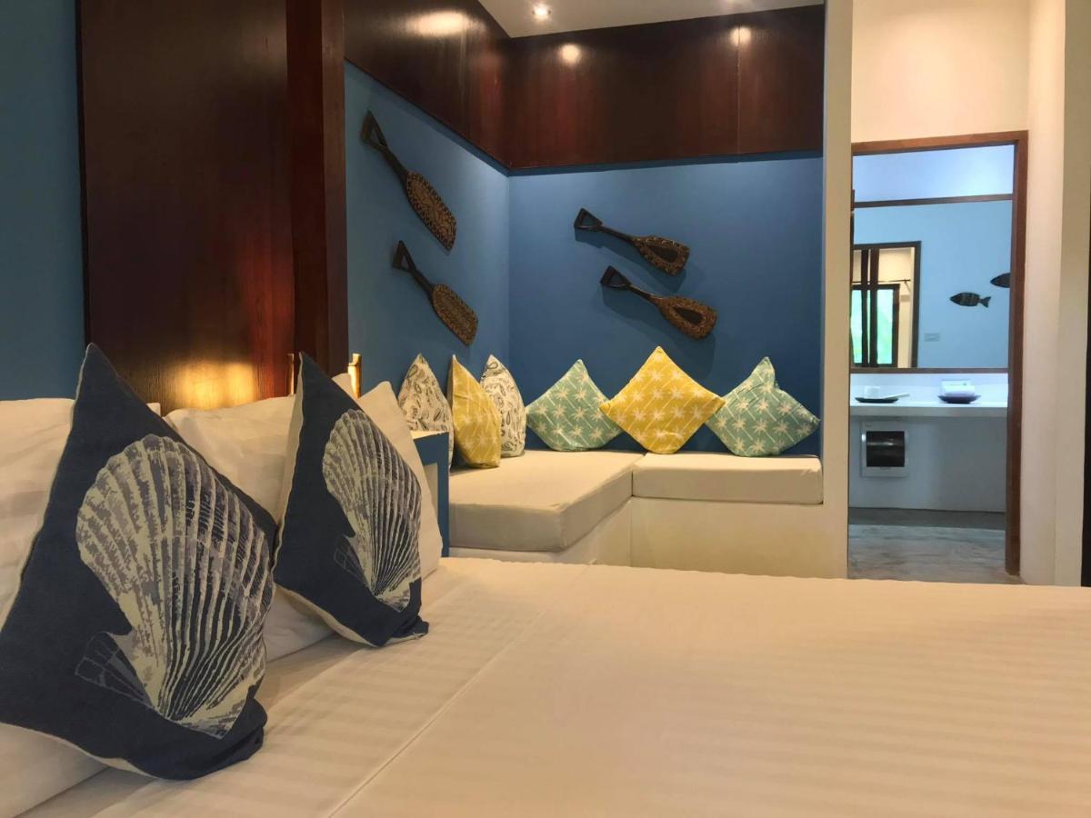 Mahogany & Resort