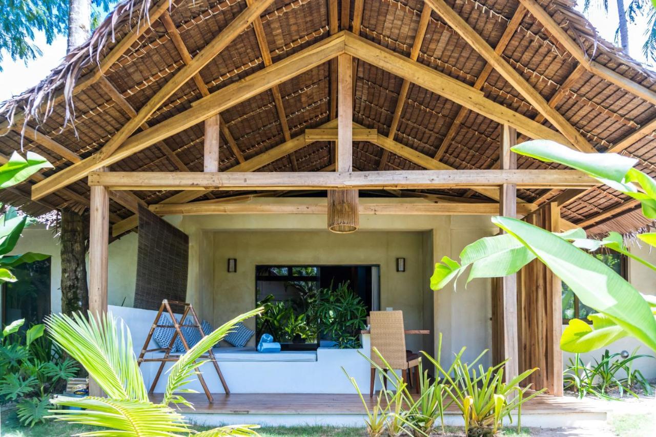 Resort Mahogany &