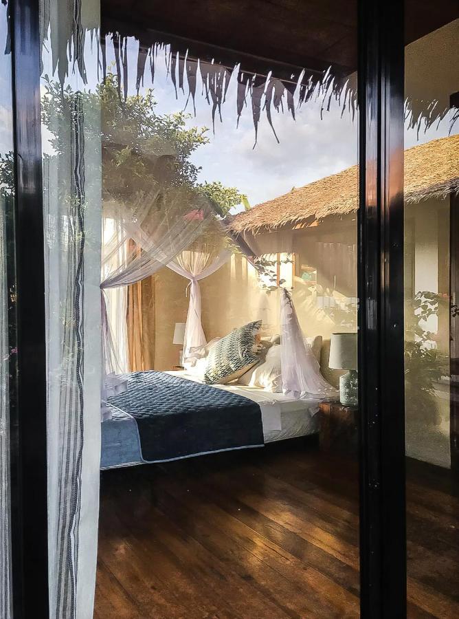 Eden Apartment *