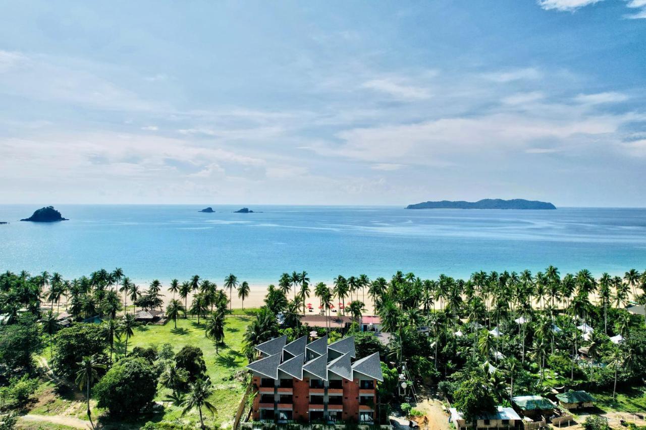 Nacpan Managed By H Hospitality Group Hotel El Nido