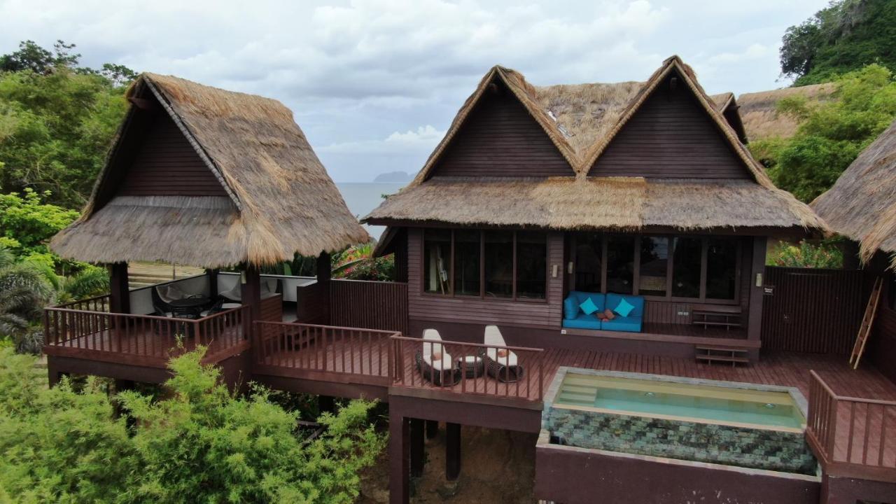 Resort Cauayan Island And 5*