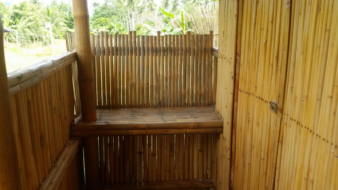 Inn Banana Grove