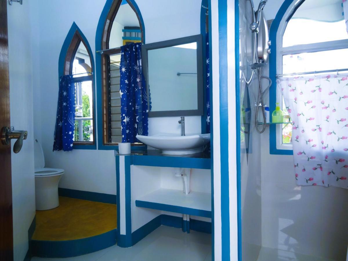Hotel Mg Chateau El Nido