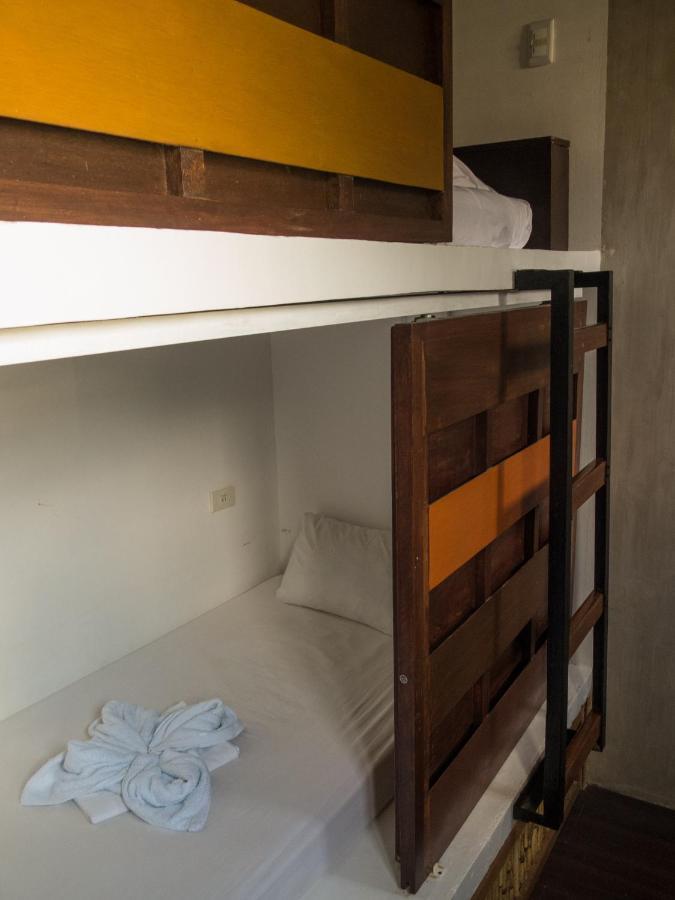 Happiness Hostel *