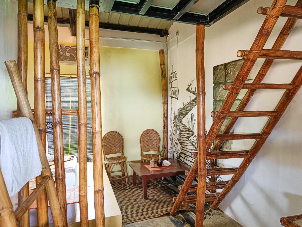 Hostel Lexias And Workspace - El Nido