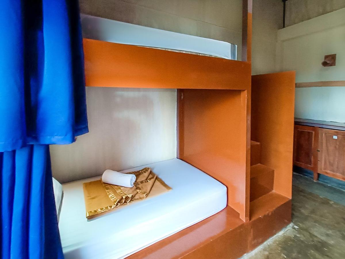Hostel Lexias And Workspace -