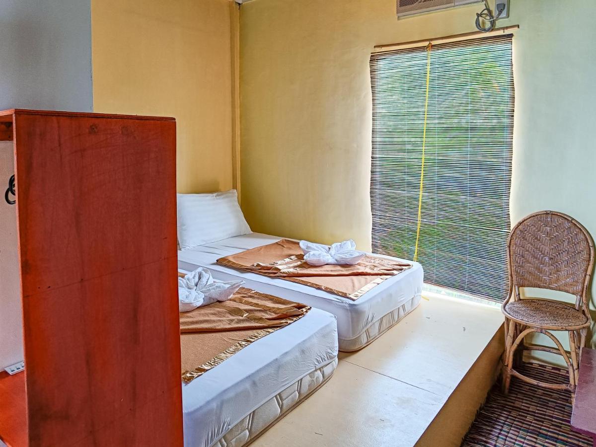 Lexias And Workspace - * El Nido