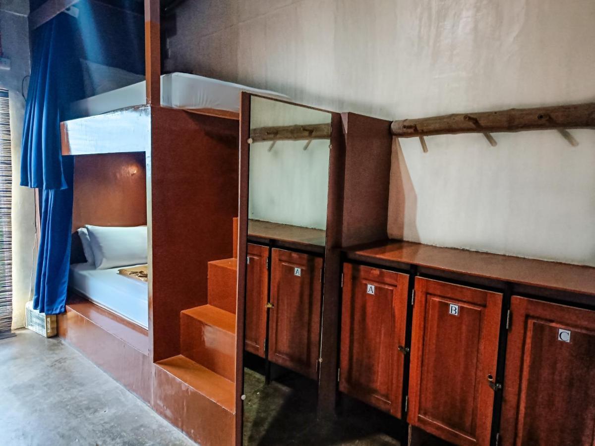 Hostel Lexias And Workspace - *
