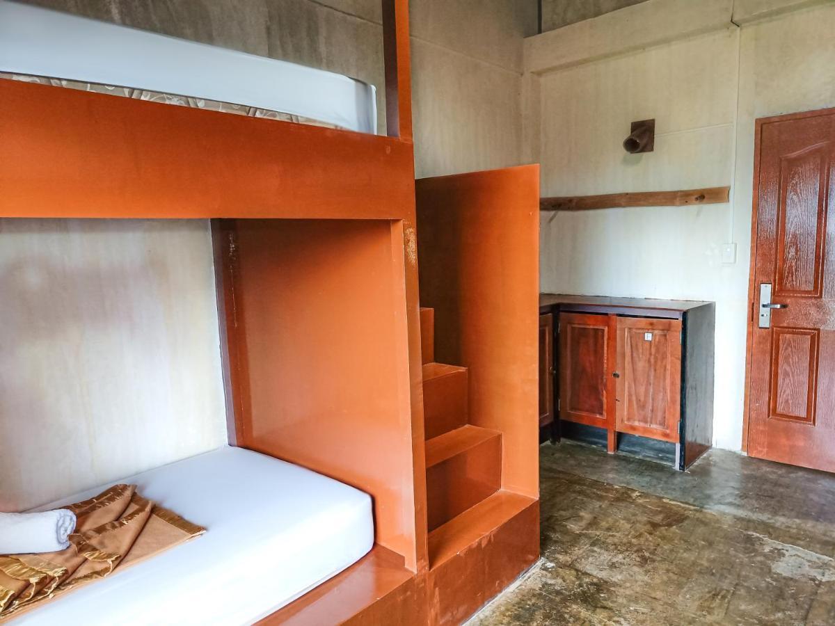 Lexias And Workspace - Hostel *