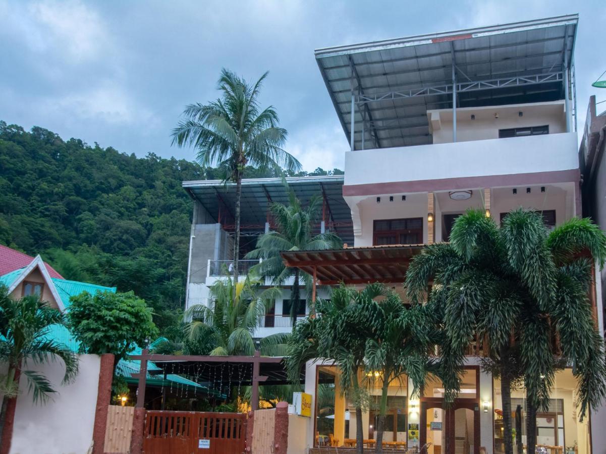 Hotel Jurias Garden