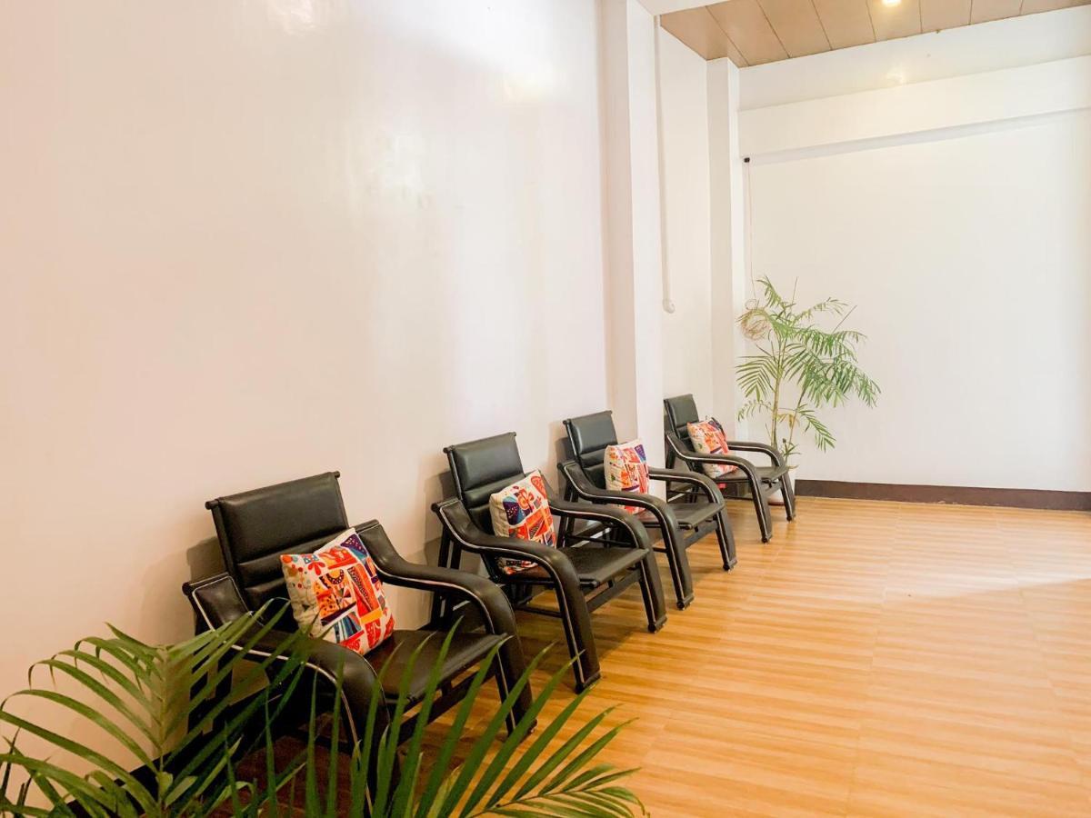 Hotel Jurias Garden 2*