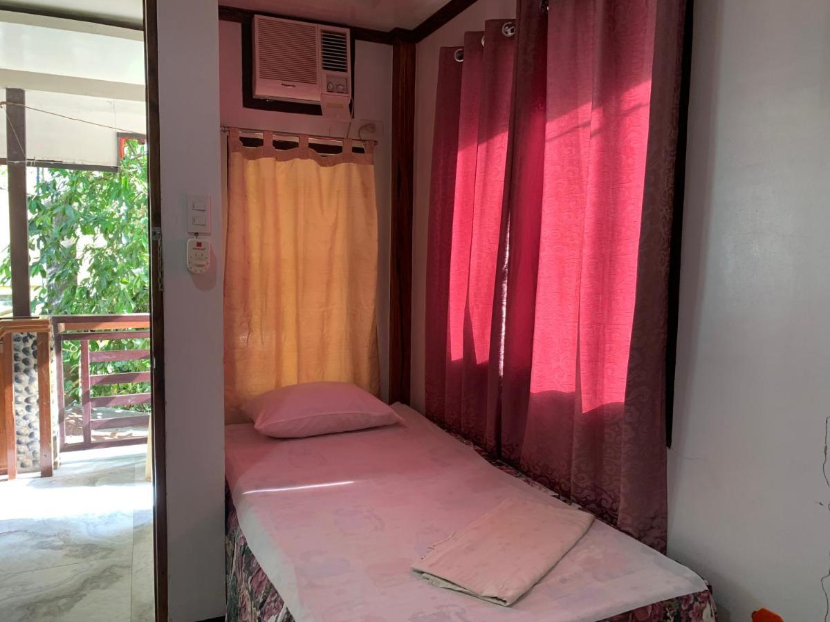 Blessed Annex Homestay *