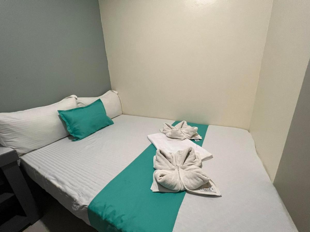 Hostel Laule'a *