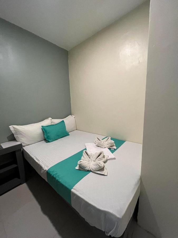 Laule'a Hostel