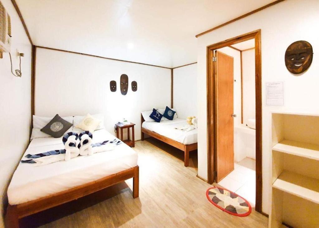 Keira Backpackers El Nido