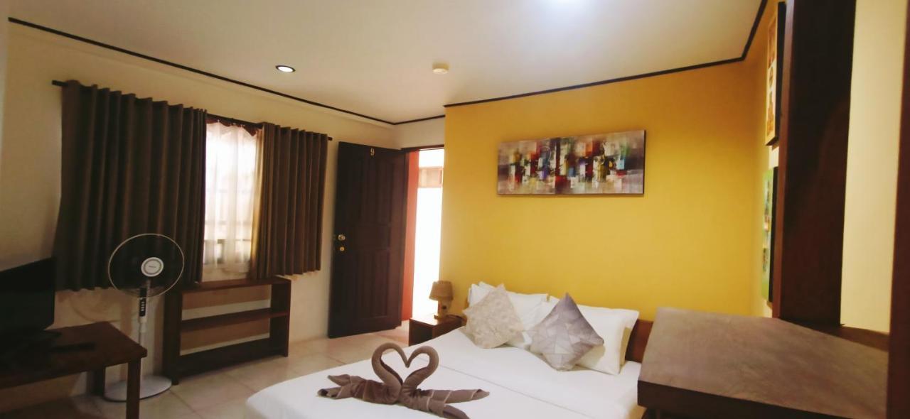 Bulskamp (adults Only) El Nido