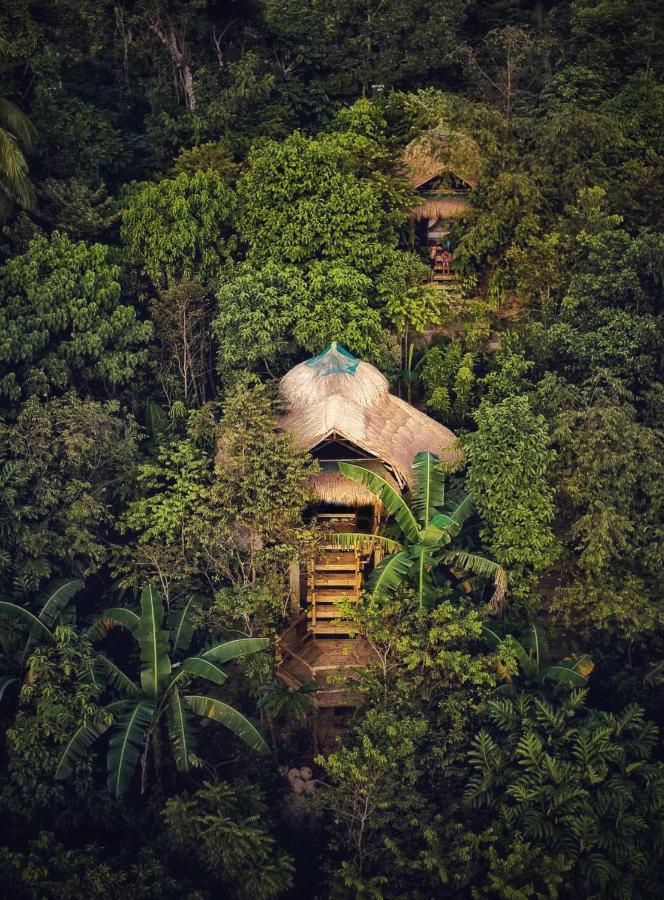 Inigtan Lio Bamboo Farm stay *