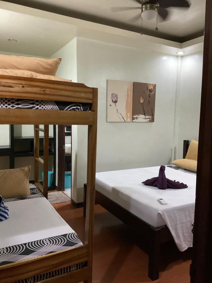 Seaslugs Travellers Inn