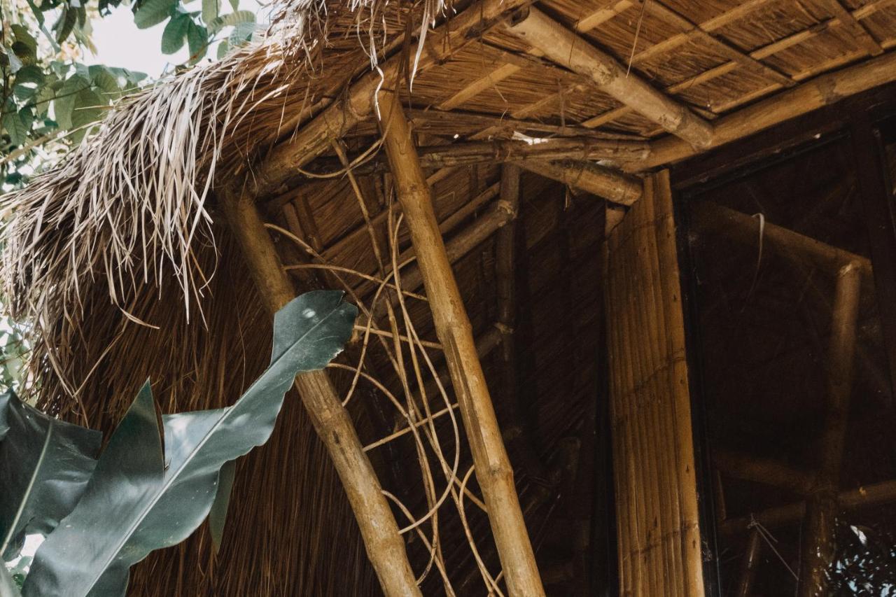 Inigtan Lio Bamboo Farm stay El Nido