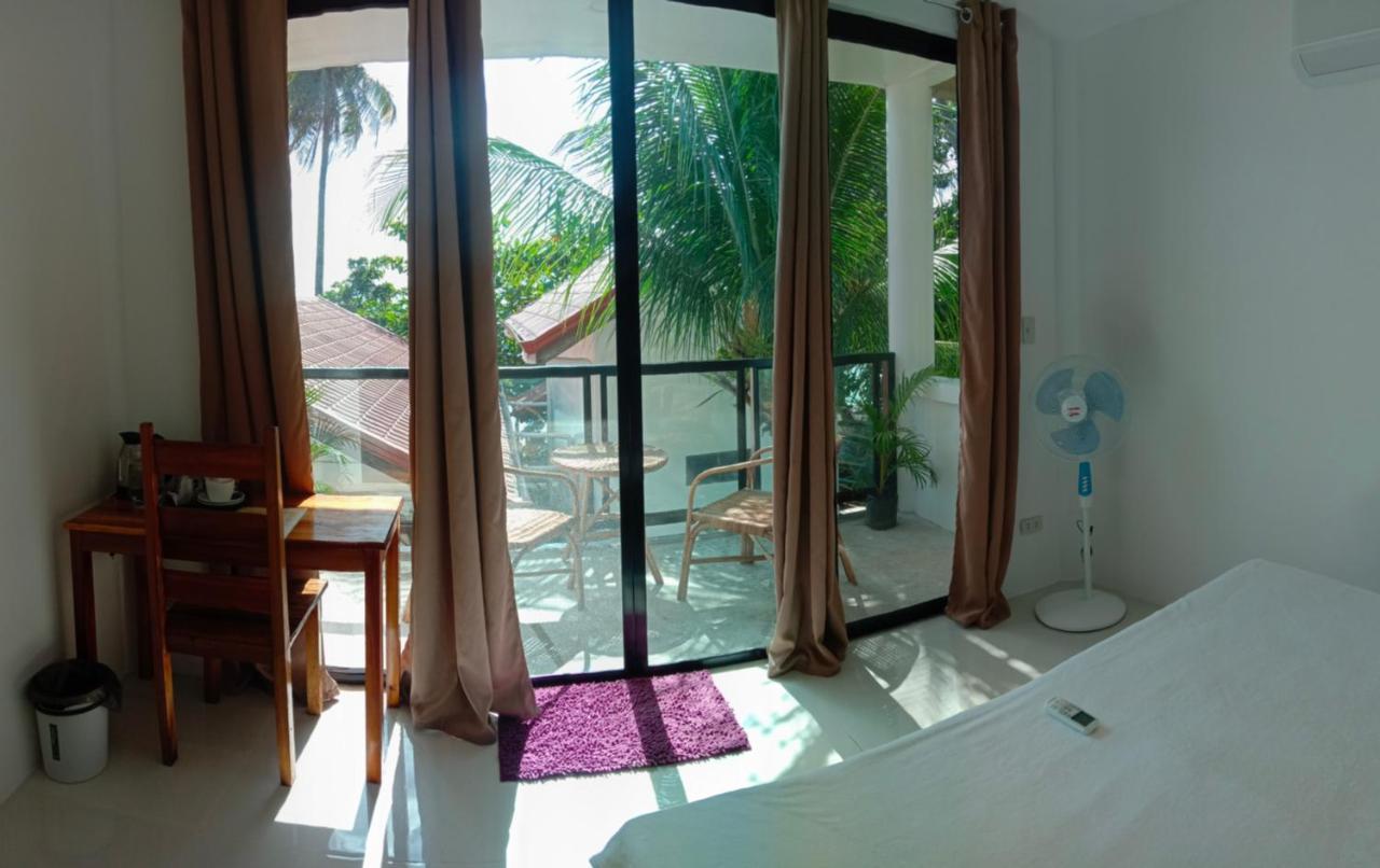 Corong Resort 2*