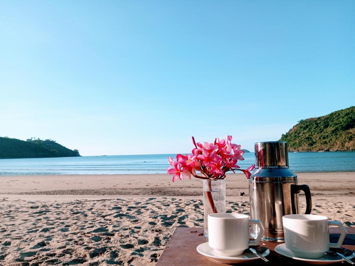 Akoya Sunset Camp * El Nido