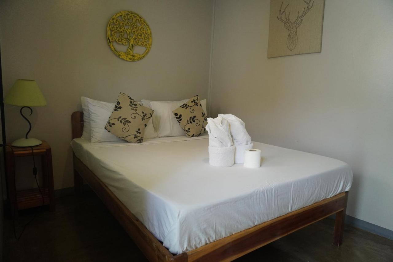 Keira Backpackers 3* El Nido