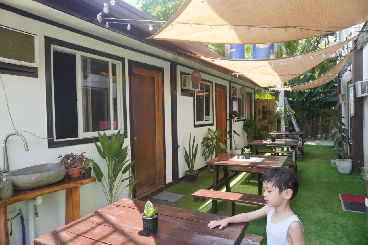 Keira Backpackers El Nido