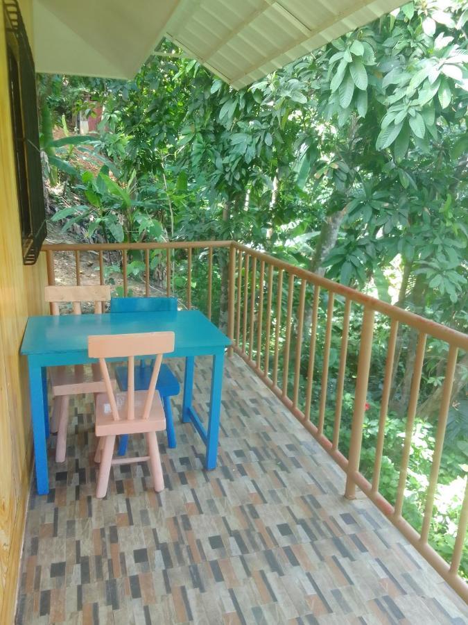 Woodland * El Nido