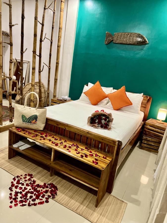 La Colonial (adults Only)