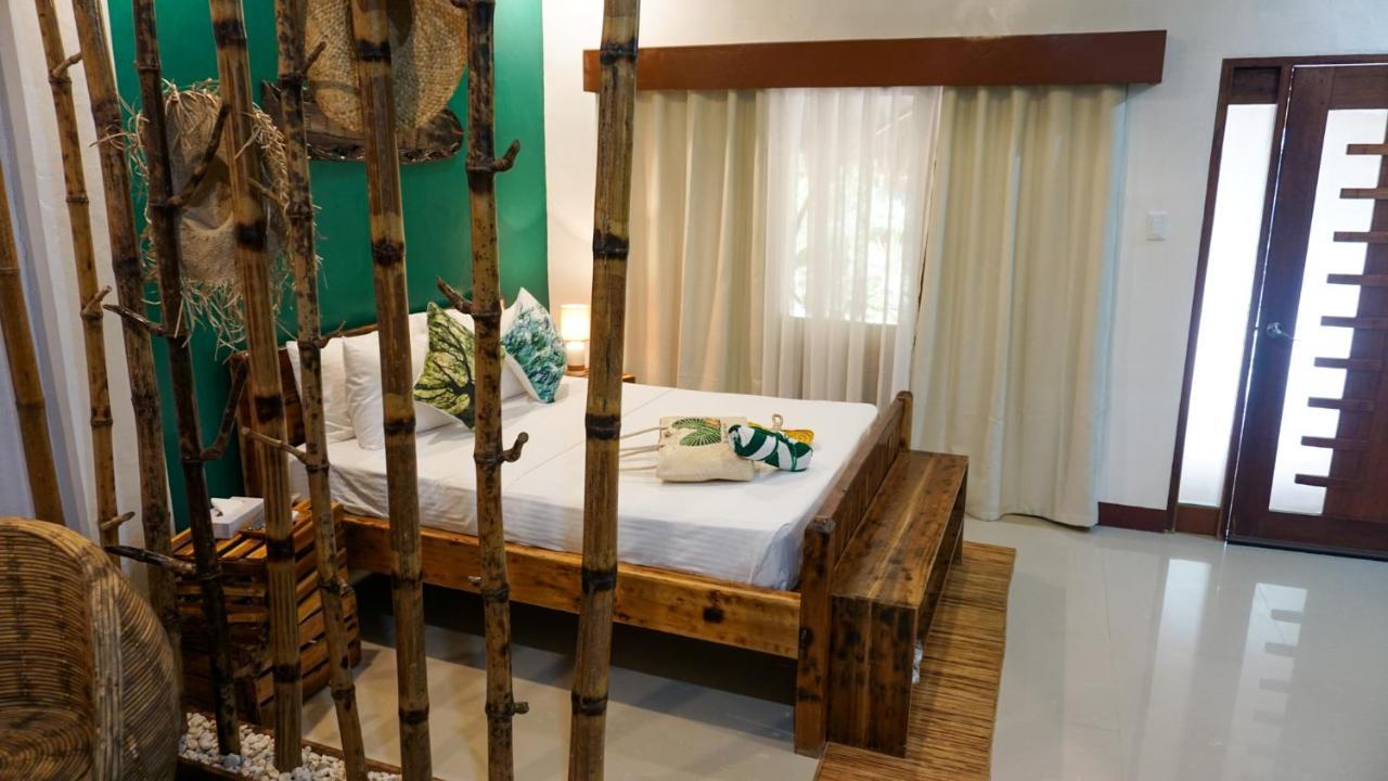La Colonial (adults Only)