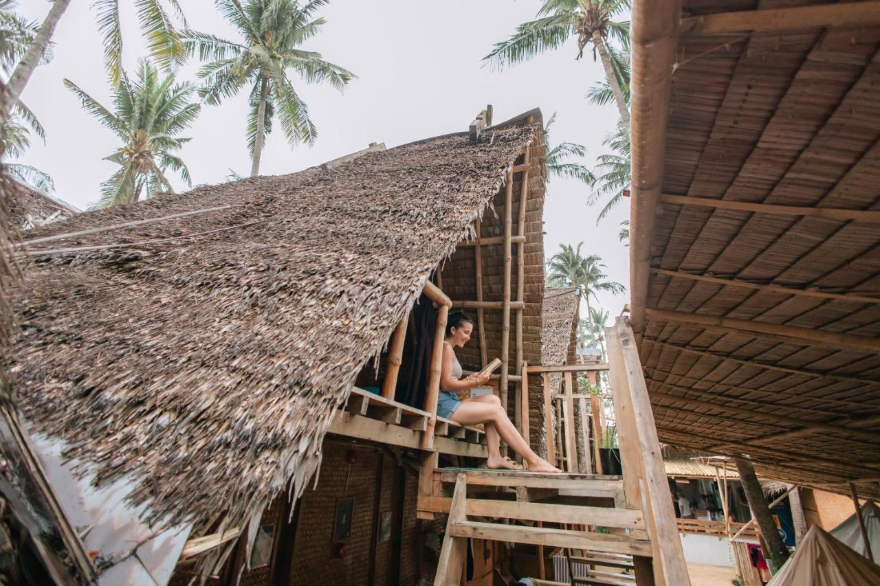 Hostel Mad Monkey Nacpan (adults Only)