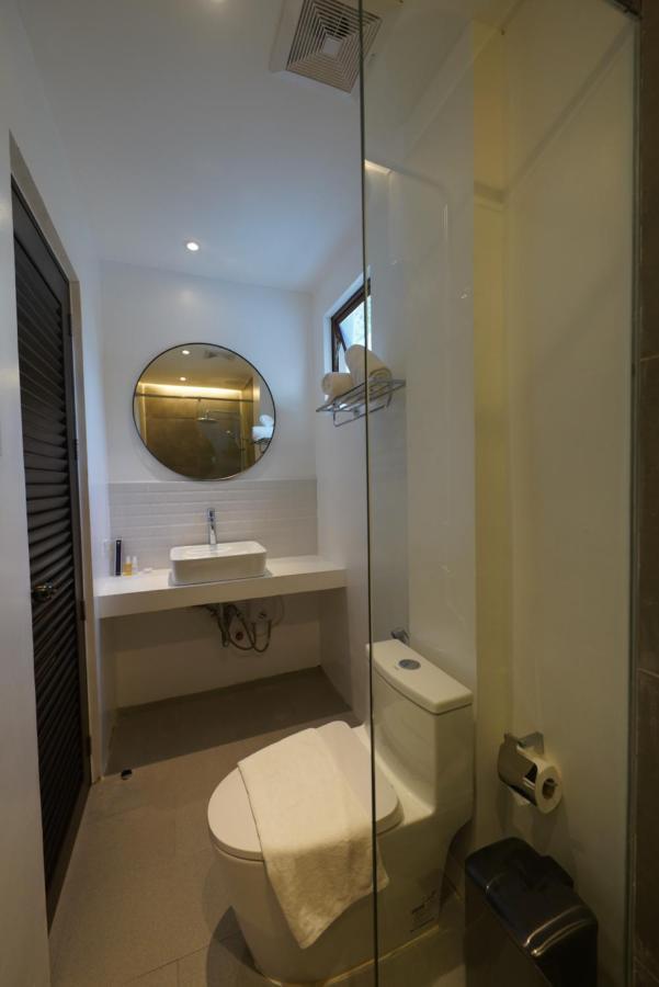 J Boutique Managed By H Hospitality Group Hotel