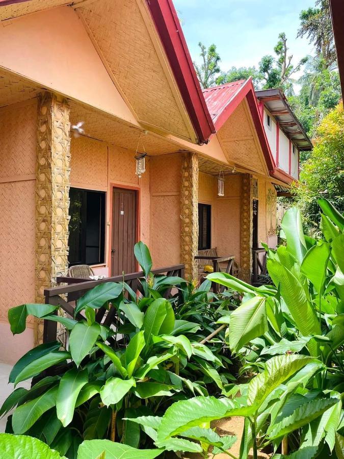 Forest Bed & Breakfast El Nido