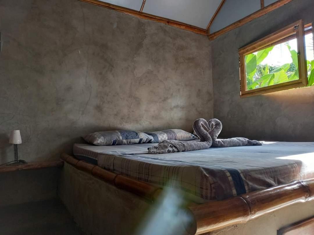 Yucca Apartment *