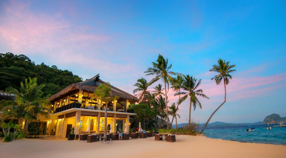 Resort Pangulasian Island 5*