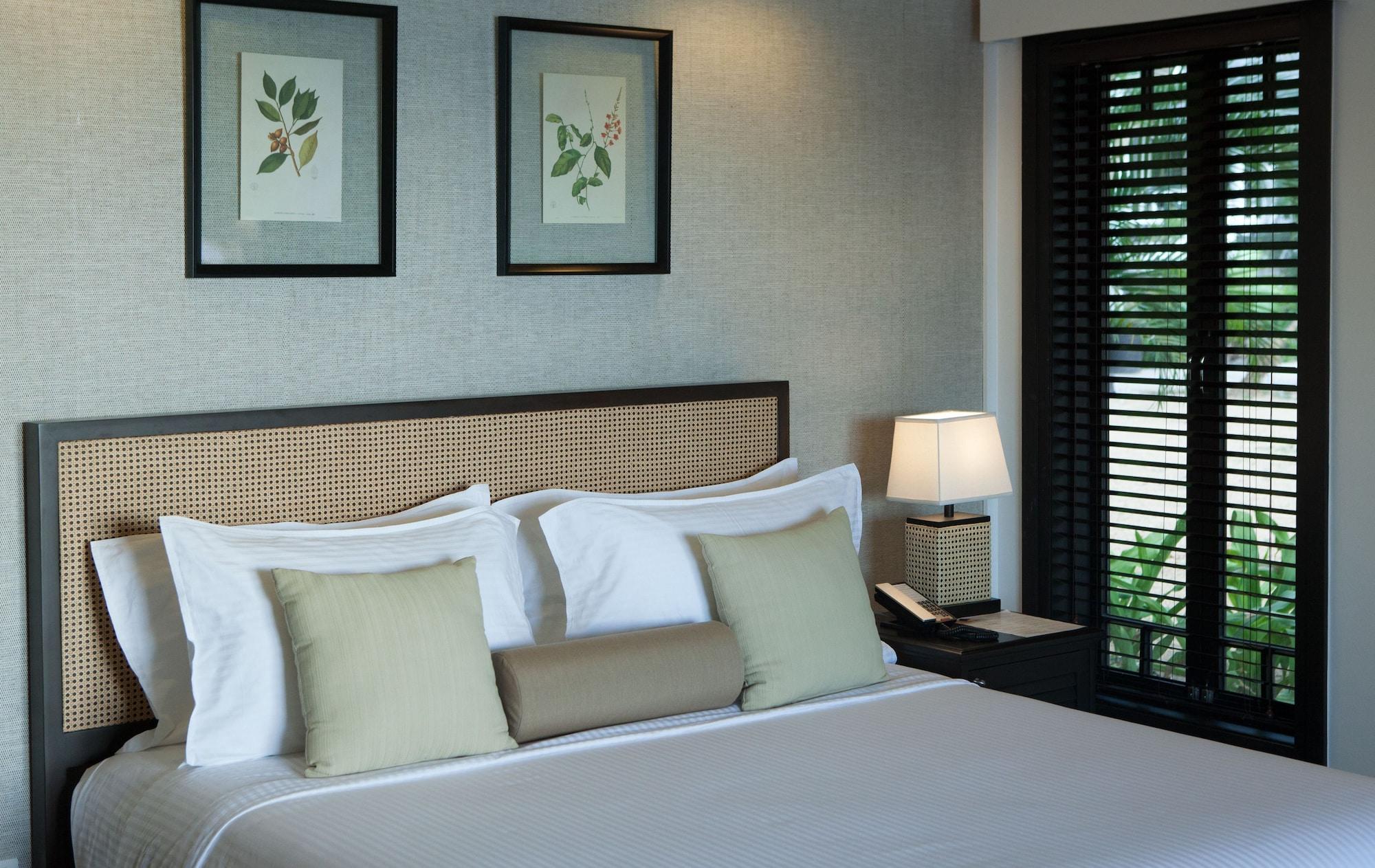 Resort Lagen Island 5*