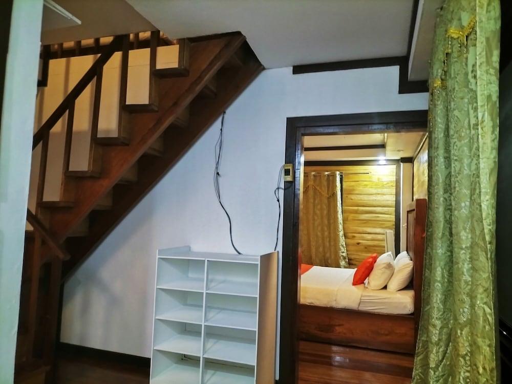 Orange Pearl Beach