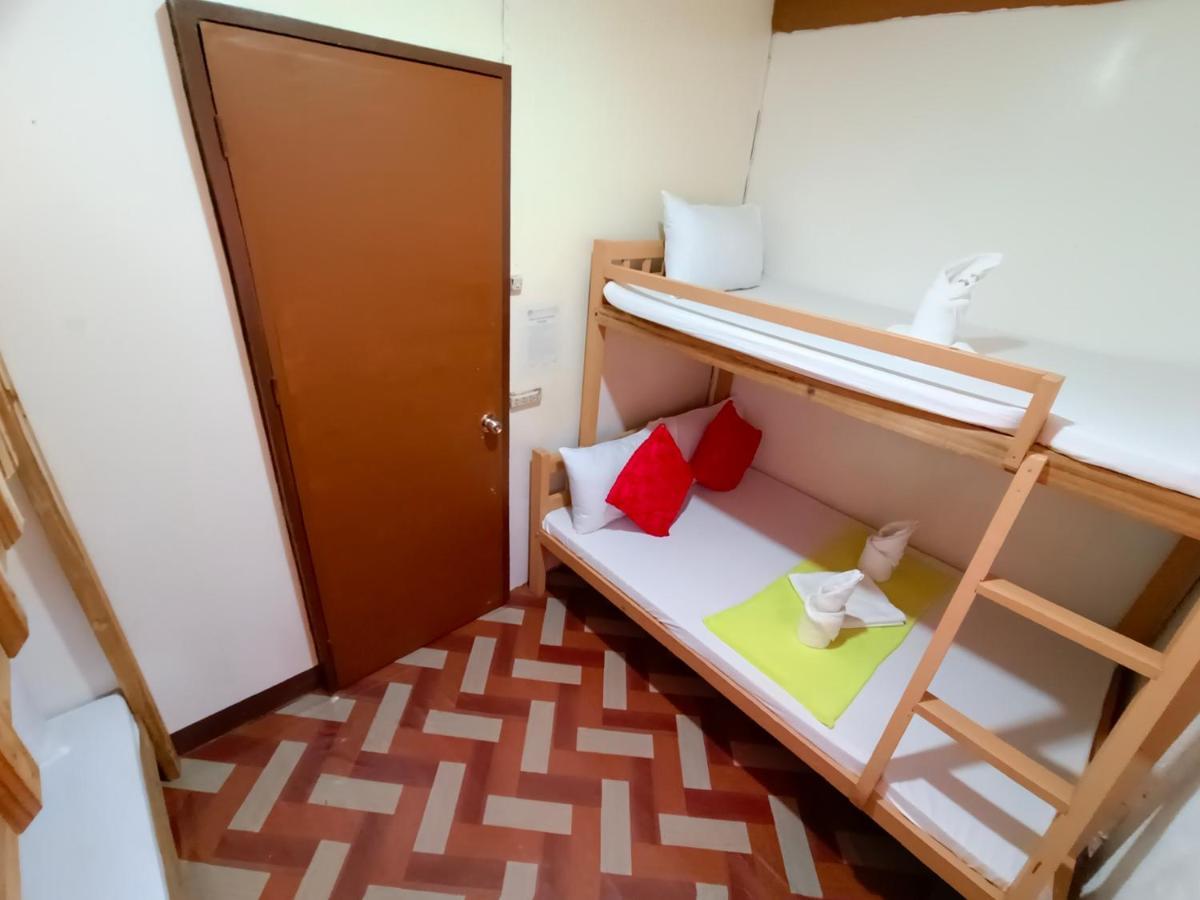 Yuki - Ph Homestay El Nido