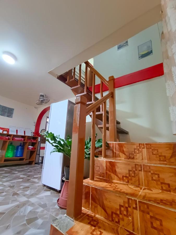 Yuki - Ph Homestay El Nido