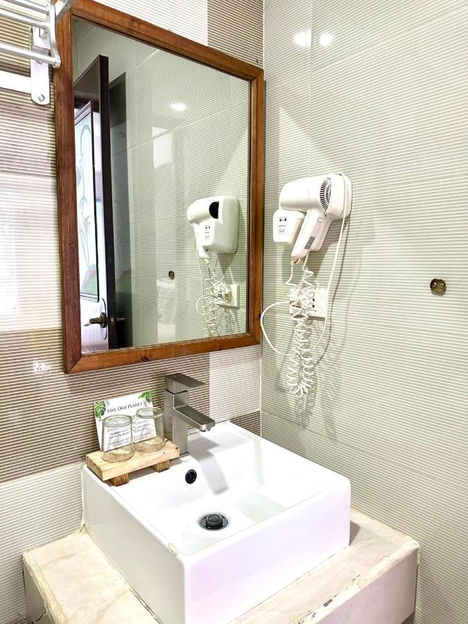 Dengi Hotel El Nido